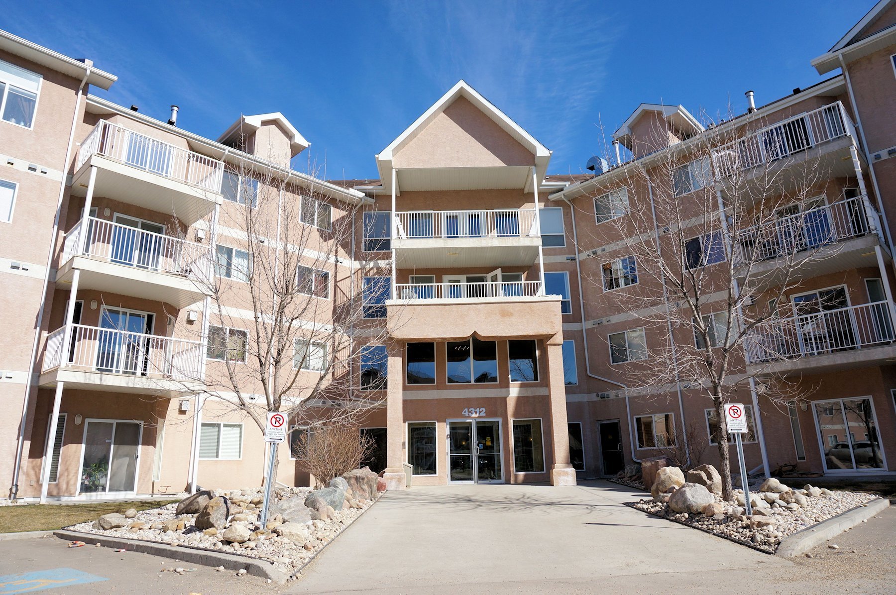 Estates Of Clareview Condos For Sale NE Edmonton